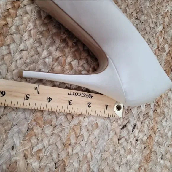 Valentino Ivory White Satin Lace Bow Platform Pump Open Toe Heels 41 - Picture 9 of 10